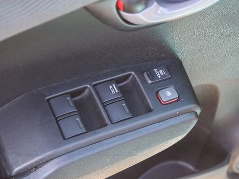 Used 2013 Honda Fit image 27