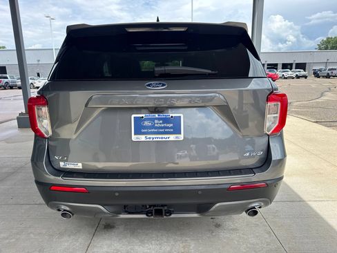 Certified 2023 Ford Explorer XLT w/ Equipment Group 202A AWD/4WD image 6