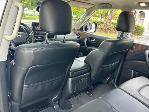 Used 2022 Nissan Armada SL AWD/4WD image 37