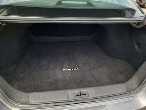 Used 2025 Nissan Sentra S FWD image 10