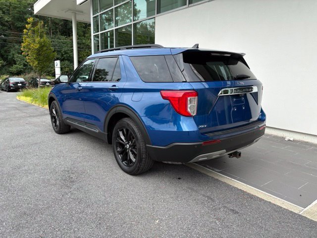 Used 2021 Ford Explorer XLT w/ Equipment Group 202A AWD/4WD image 9