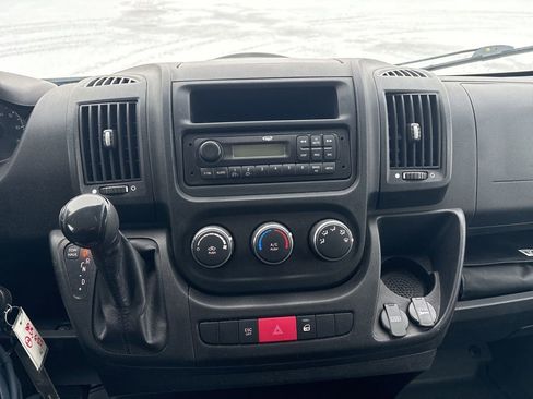 Used 2017 RAM ProMaster 1500 image 16