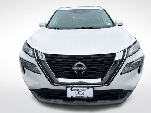 Used 2023 Nissan Rogue SV w/ SV Premium B Package AWD/4WD image 5