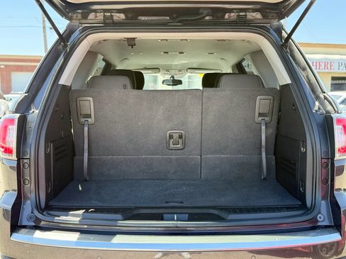 Used 2016 GMC Acadia SLE FWD image 8