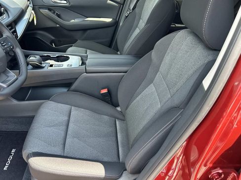 New 2026 Nissan Rogue SV FWD image 16