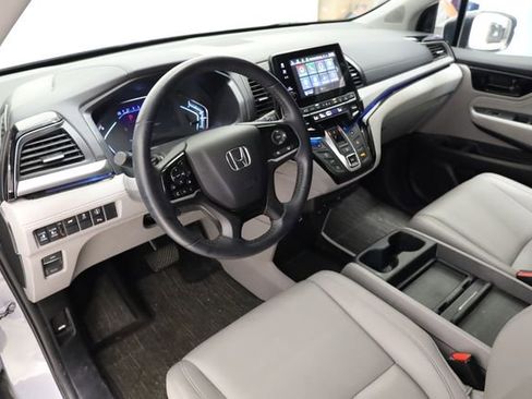 Used 2024 Honda Odyssey Touring image 10