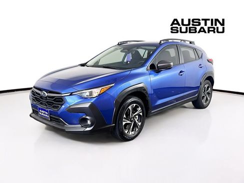 Used 2025 Subaru Crosstrek 2.5i Premium AWD/4WD image 3