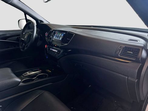 Used 2024 Honda Passport Black Edition image 31