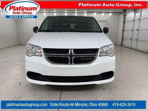 Used 2017 Dodge Grand Caravan SE FWD image 8