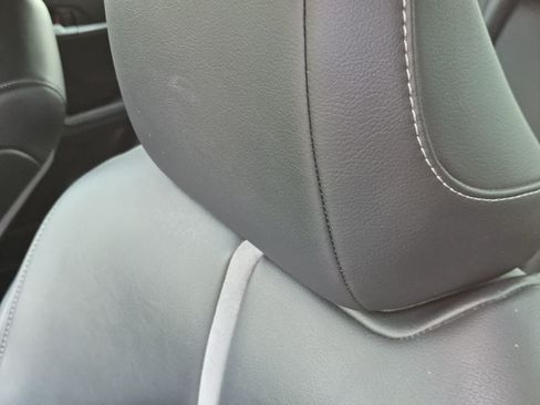 Used 2022 Toyota Camry SE FWD image 13