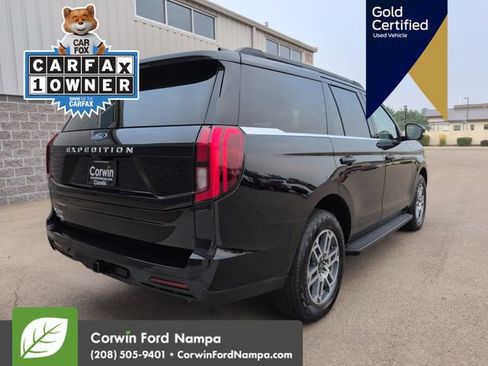 Used 2026 Ford Expedition Active AWD/4WD image 3
