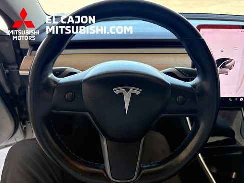 Used 2018 Tesla Model 3 Long Range RWD image 12