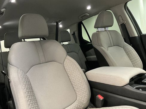 Used 2023 Honda Pilot LX image 34