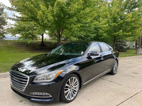 Used 2015 Hyundai Genesis 5.0 image 13