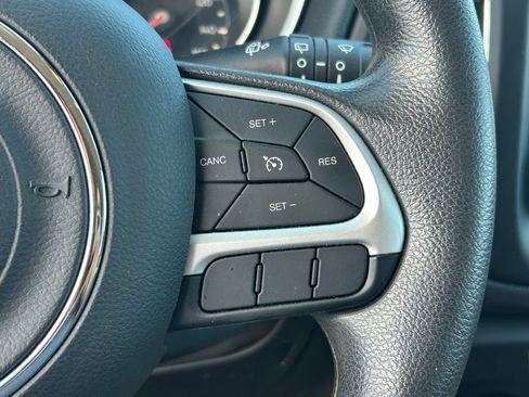 Used 2018 Jeep Compass Sport AWD/4WD image 17