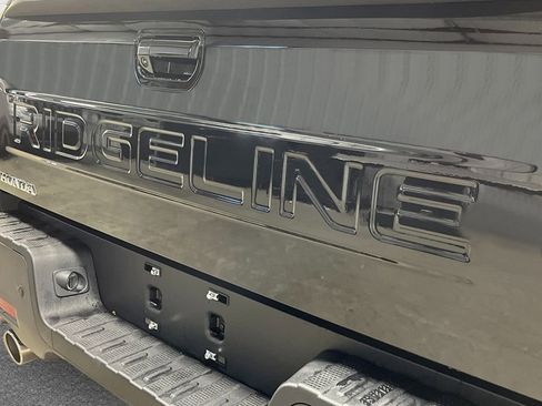 New 2026 Honda Ridgeline Black Edition image 6