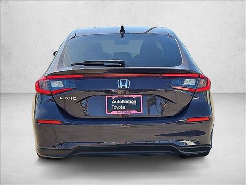 Used 2024 Honda Civic EX-L image 7