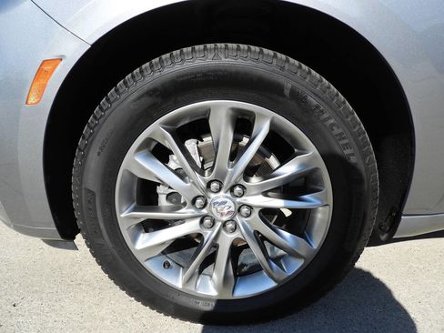 Used 2023 Buick Enclave Avenir w/ Trailering Package, 5000 lbs. AWD/4WD image 12