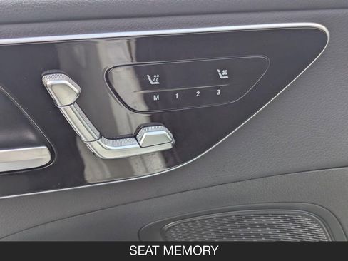 Used 2024 Mercedes-Benz C 300 Sedan image 15