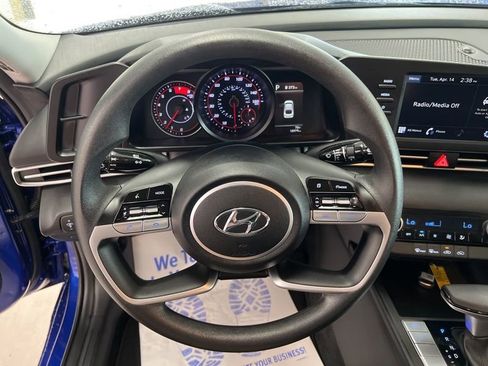 Used 2023 Hyundai Elantra SEL w/ Preferred Accessory Package image 24