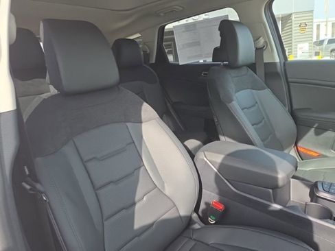 New 2026 Kia Sportage SX image 16