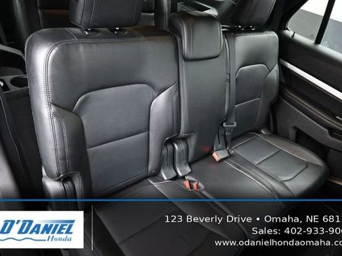 Used 2016 Ford Explorer XLT w/ Equipment Group 202A AWD/4WD image 43