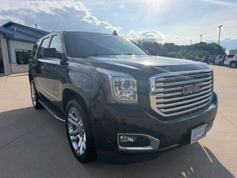 Used 2019 GMC Yukon SLT w/ Premium Edition AWD/4WD image 27