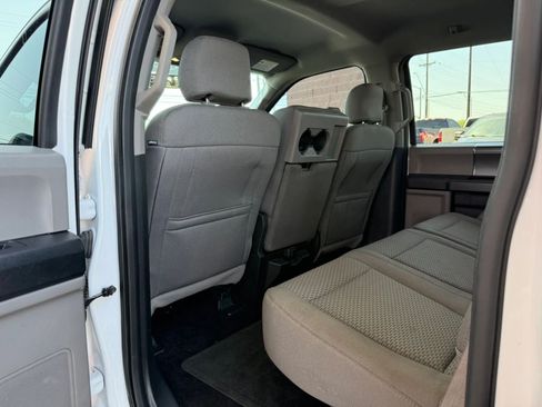 Used 2016 Ford F150 XLT w/ Equipment Group 302A Luxury AWD/4WD image 40