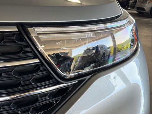 Used 2023 Ford Explorer XLT w/ Equipment Group 202A image 9