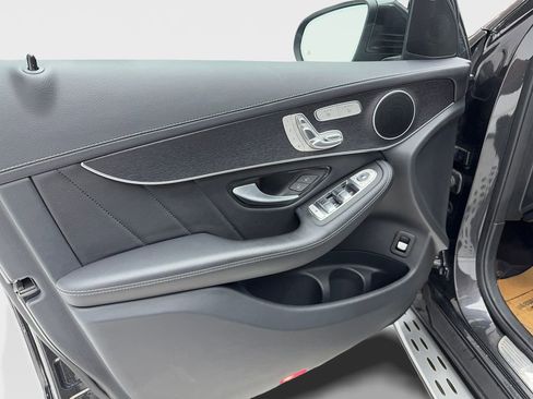 Used 2022 Mercedes-Benz GLC 43 AMG 4MATIC image 33