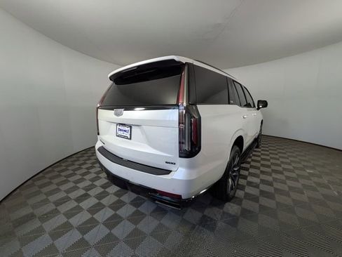 Used 2021 Cadillac Escalade Sport image 3