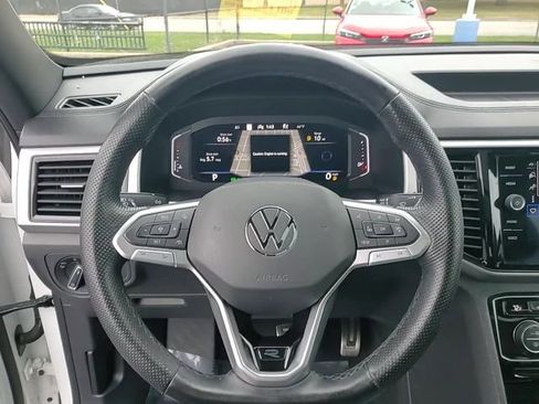 Used 2023 Volkswagen Atlas Cross Sport SEL image 16
