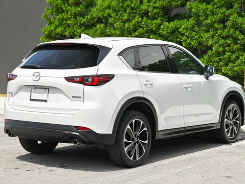 Certified 2023 MAZDA CX-5 AWD 2.5 S w/ Premium Plus Pkg image 3