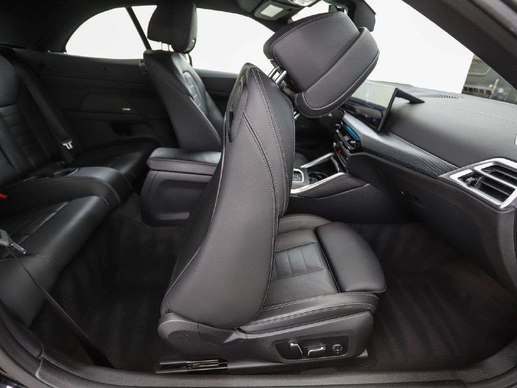 Certified 2025 BMW 430i xDrive Convertible w/ M Sport Package AWD/4WD image 28