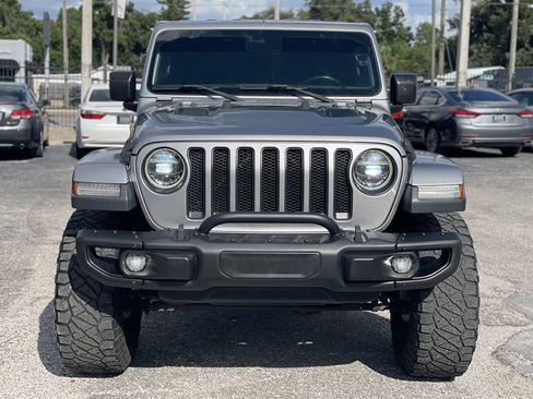 Used 2019 Jeep Wrangler Unlimited Sahara w/ Quick Order Package 24M Moab AWD/4WD image 8