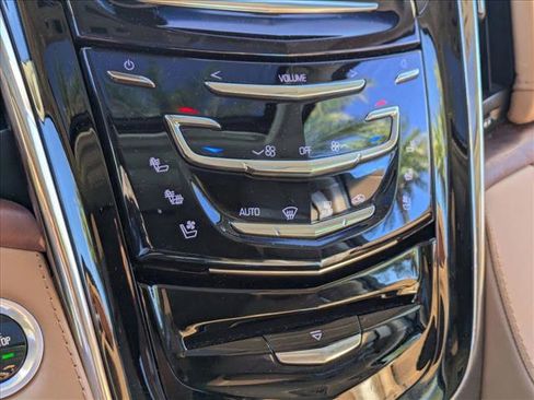 Used 2016 Cadillac Escalade Platinum image 8