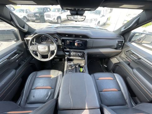 Used 2024 GMC Sierra 1500 AT4 w/ Technology Package image 28