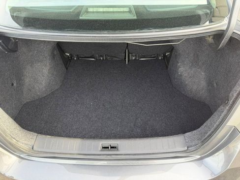 Used 2017 Nissan Sentra SV FWD image 25