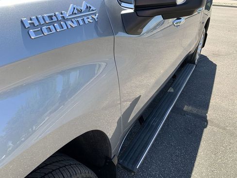 Used 2021 Chevrolet Silverado 1500 High Country w/ Technology Package image 13