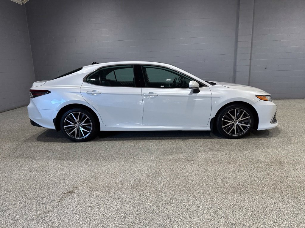 Certified 2024 Toyota Camry XLE w/ Cold Weather Package FWD image 3