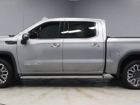 Used 2023 GMC Sierra 1500 Denali Ultimate AWD/4WD image 7