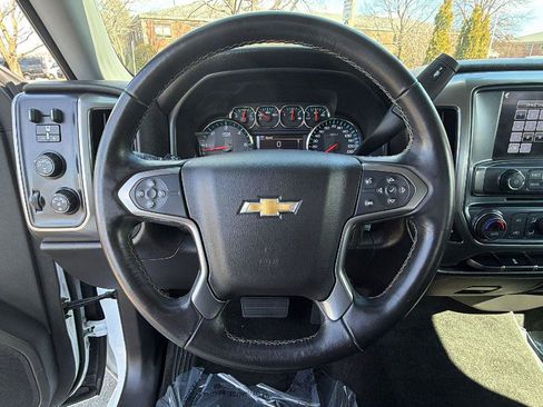 Used 2018 Chevrolet Silverado 1500 LT w/ All Star Edition image 21