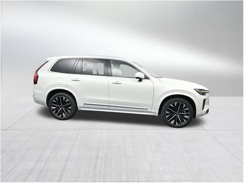 New 2026 Volvo XC90 T8 Ultra w/ Protection Package Premier AWD/4WD image 6