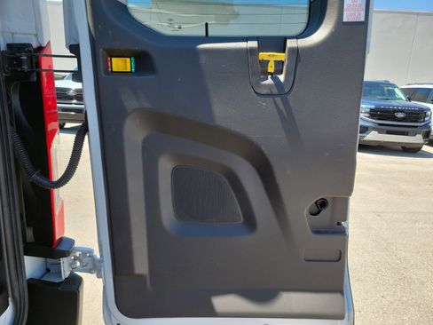 Used 2024 Ford Transit 350 XLT RWD image 12