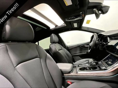 Certified 2021 Audi Q8 Premium Plus AWD/4WD image 13