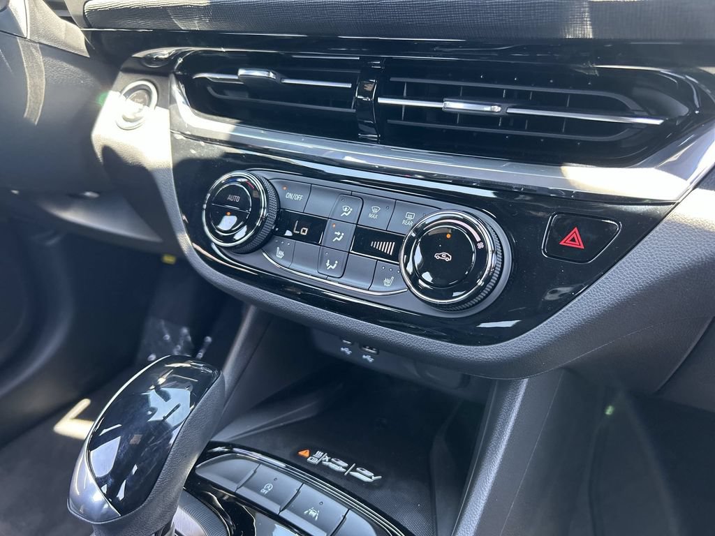 New 2026 Buick Envista Sport Touring w/ Convenience I Package FWD image 21