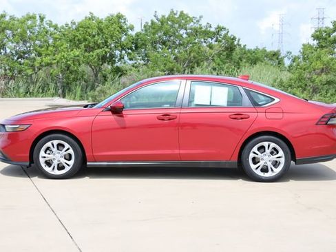 Certified 2023 Honda Accord LX image 5