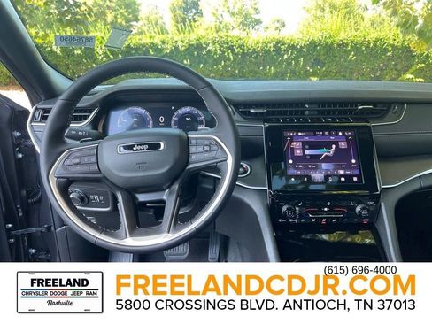 New 2025 Jeep Grand Cherokee L Altitude image 22