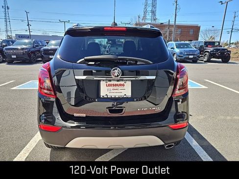 Used 2022 Buick Encore Preferred w/ Safety Package image 6