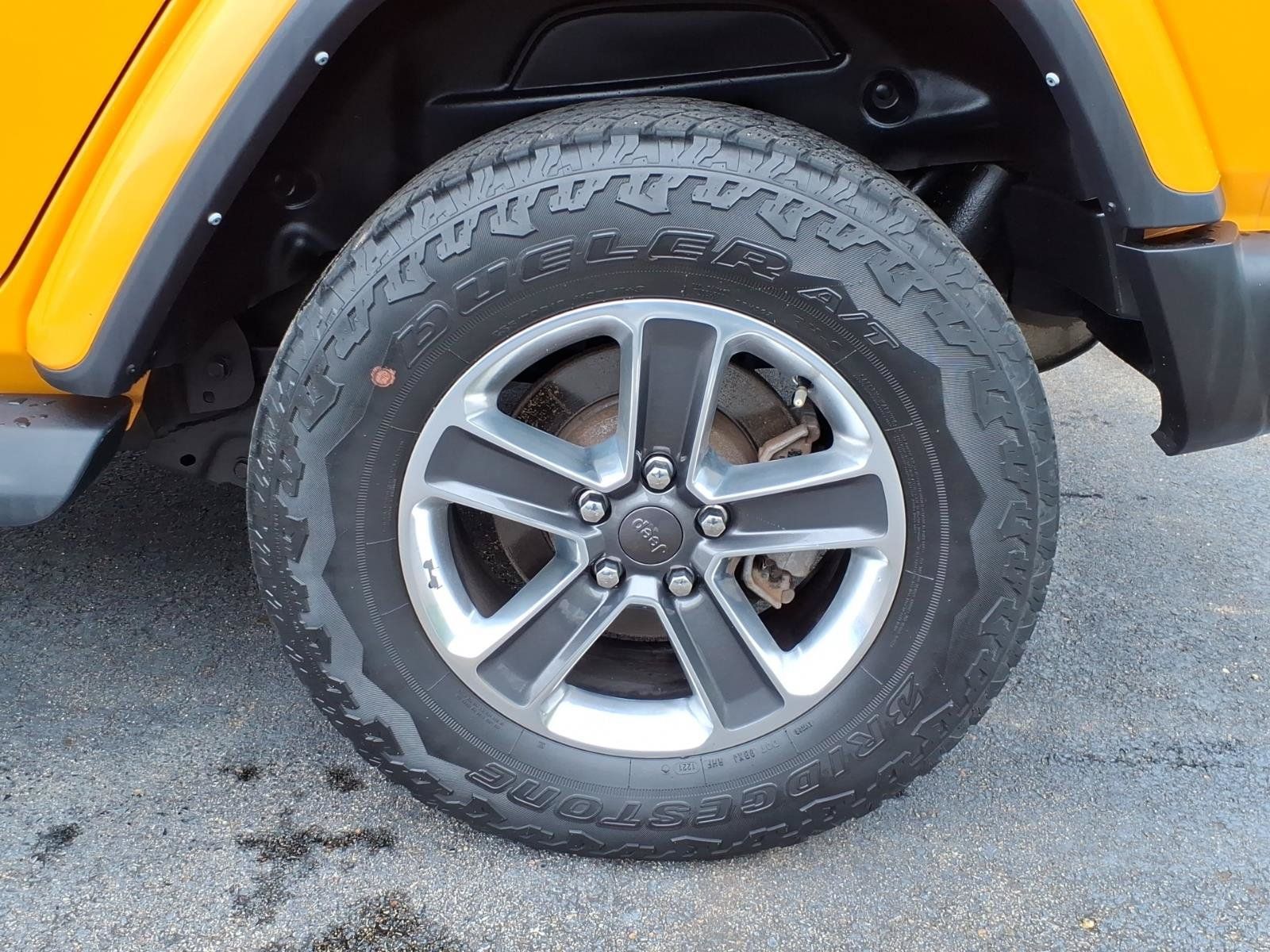 Used 2021 Jeep Wrangler Unlimited Sahara w/ Uconnect 4C Nav & Sound Group AWD/4WD image 7